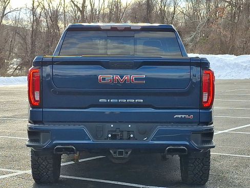 Used 2020 GMC Sierra 1500 AT4 w/ AT4 Premium Package image 5