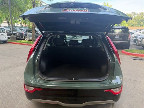 Used 2024 Kia Niro Wind w/ Wind Preserve Package FWD image 13