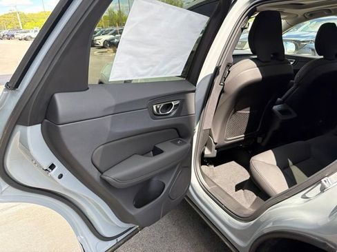 New 2026 Volvo XC60 B5 Plus w/ Protection Package Premier AWD/4WD image 10