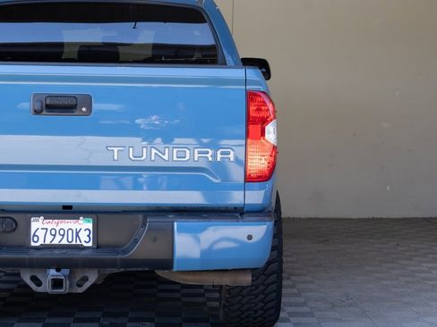 Used 2019 Toyota Tundra SR5 w/ SR5 Convenience Package image 13