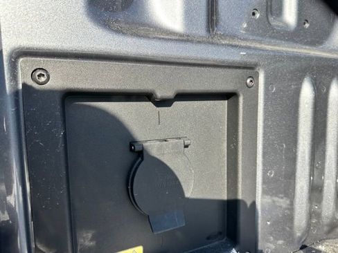 Used 2024 Ford F150 XLT w/ Tow/Haul Package image 8