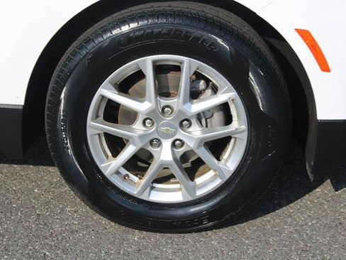Used 2022 Chevrolet Equinox LT FWD image 9