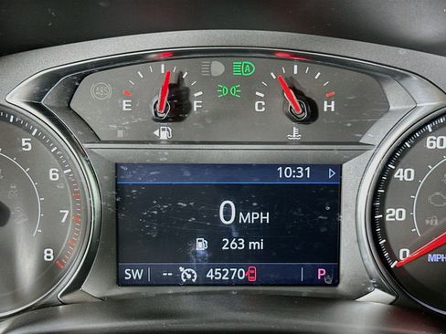 Used 2025 Chevrolet Blazer LT AWD/4WD image 18