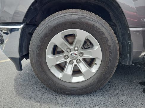 Used 2023 RAM 1500 Laramie RWD image 35