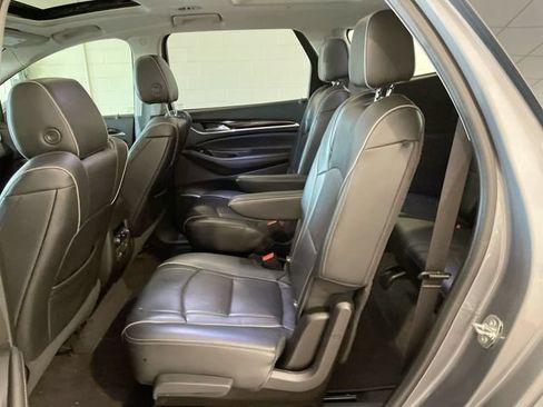 Used 2019 Buick Enclave Avenir w/ Avenir Technology Package FWD image 14