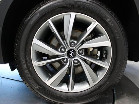 Used 2019 Hyundai Santa Fe FWD image 33