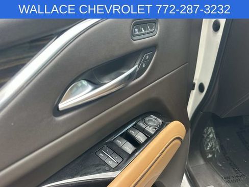 Used 2021 Cadillac Escalade Sport AWD/4WD image 18