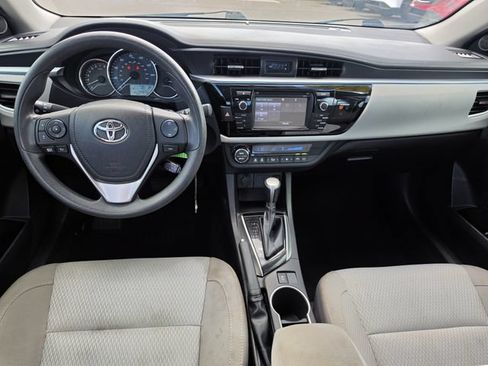 Used 2016 Toyota Corolla LE FWD image 8