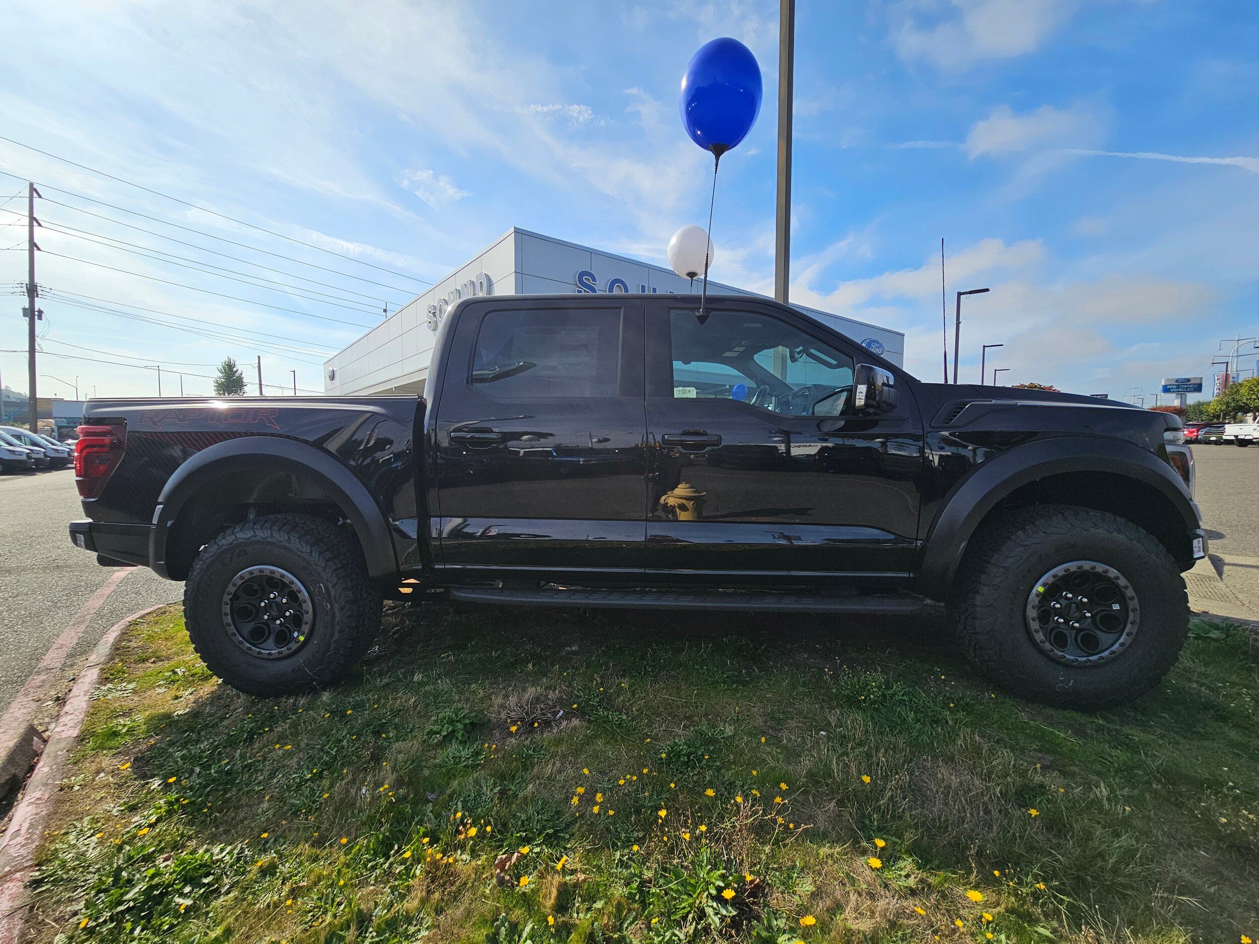 New 2026 Ford F150 Raptor AWD/4WD image 4