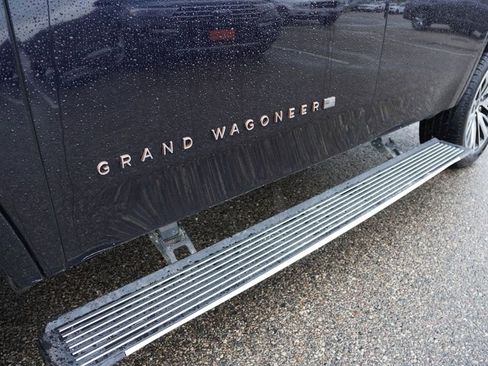 Used 2024 Jeep Grand Wagoneer Series III AWD/4WD image 14