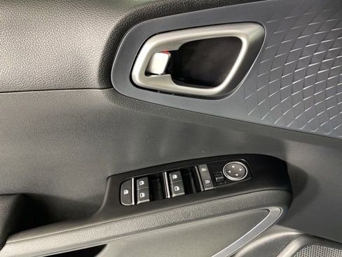 New 2025 Kia Soul EX image 19