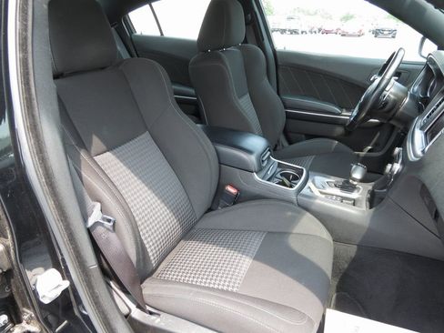 Used 2022 Dodge Charger GT w/ Driver Convenience Group image 34