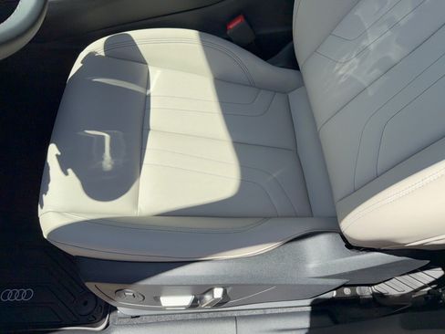 New 2026 Audi Q3 quattro 2.0T AWD/4WD image 16