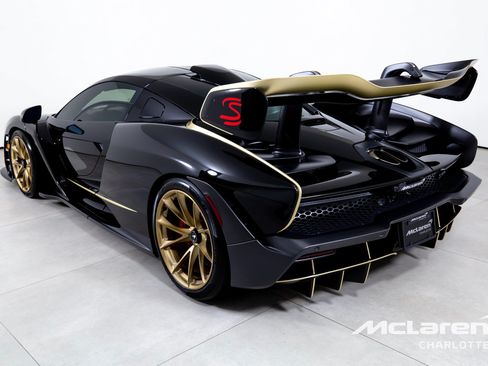 Used 2019 McLaren Senna RWD image 7