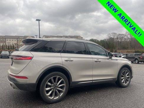 Used 2022 Lincoln Corsair FWD w/ Premium Package image 4