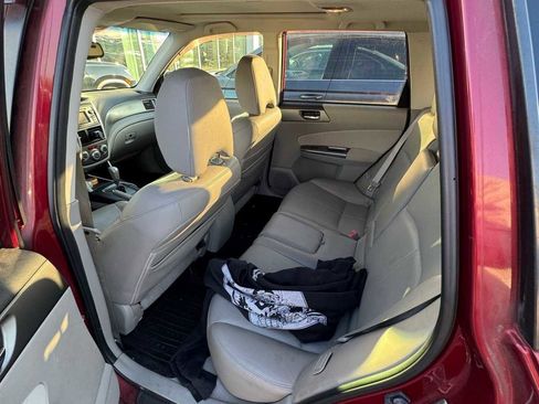 Used 2012 Subaru Forester 2.5X Limited image 3
