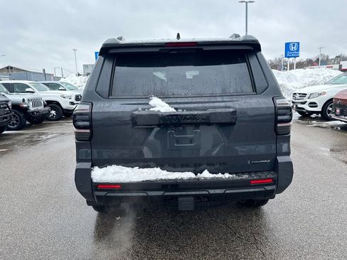 New 2026 Toyota 4Runner 4WD image 6