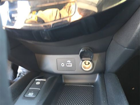 Used 2022 Nissan Rogue Sport SL image 20