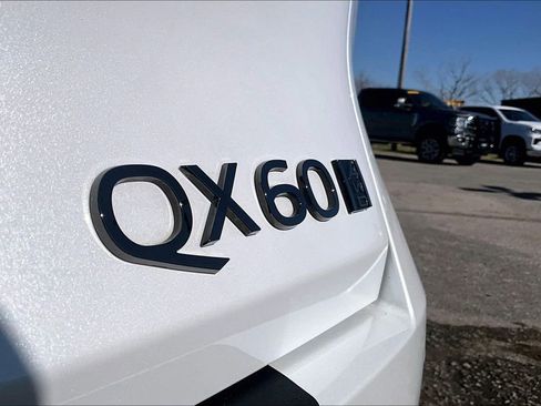 Used 2026 INFINITI QX60 Autograph w/ Dark Cargo Package image 42