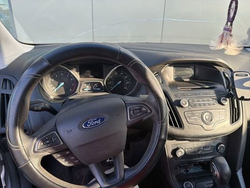 Used 2017 Ford Focus SE image 10