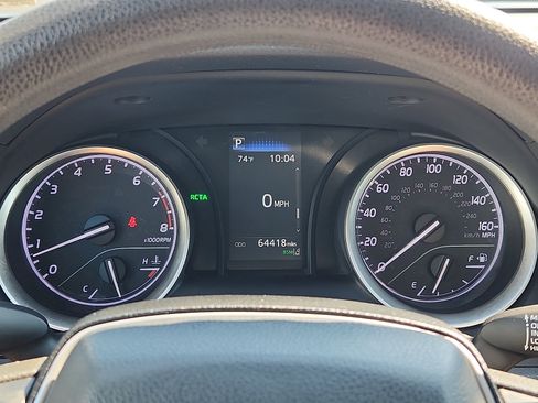 Used 2021 Toyota Camry LE w/ Convenience Package FWD image 17