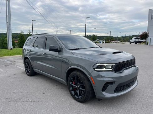 Used 2023 Dodge Durango R/T w/ Tow 'N Go Package AWD/4WD image 2