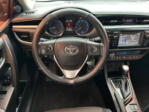 Used 2014 Toyota Corolla S image 14