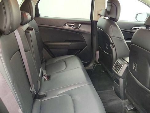 Used 2023 Kia Sportage EX AWD/4WD image 20