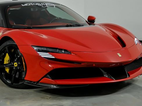 Used 2023 Ferrari SF90 Stradale image 3