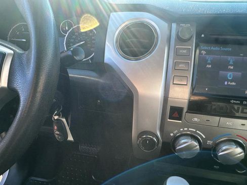 Used 2014 Toyota Tundra SR5 w/ SR5 Upgrade Package image 17