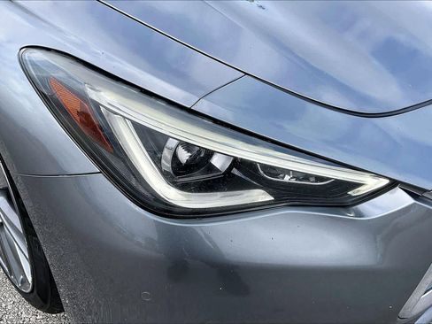 Used 2017 INFINITI Q60 3.0t Sport image 25