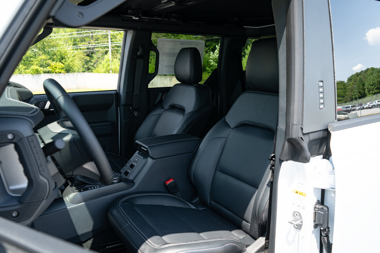 New 2026 Ford Bronco Outer Banks w/ Sasquatch Package AWD/4WD image 15