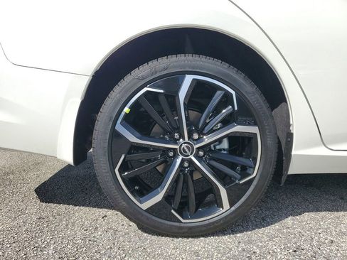 New 2025 Nissan Altima 2.5 SR w/ SR Premium Package image 5