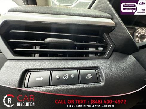 Used 2022 Nissan Altima 2.5 SR AWD/4WD image 25