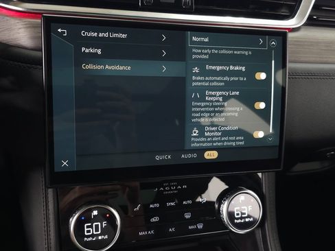 Certified 2022 Jaguar F-PACE S image 25