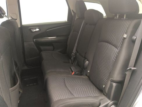 Used 2018 Dodge Journey SE w/ Popular Equipment Group image 18