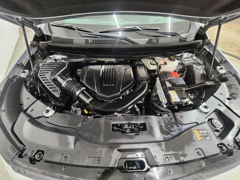 Used 2025 Chevrolet Traverse Z71 AWD/4WD image 36