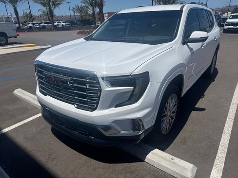 Used 2024 GMC Acadia Denali FWD image 4