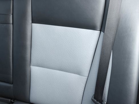 Used 2003 BMW M5 image 93