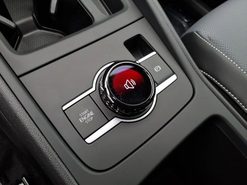 New 2026 Volkswagen Tiguan SE R-Line FWD image 17