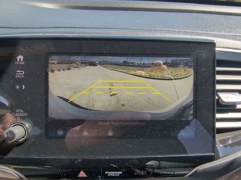 Used 2022 Honda Pilot Special Edition image 25