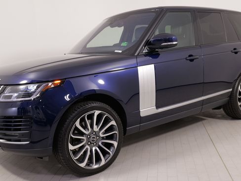 Used 2022 Land Rover Range Rover P525 Westminster Edition image 3