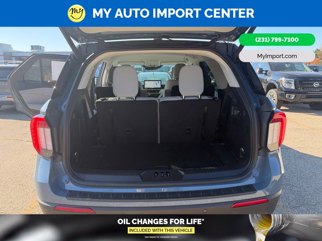 Used 2025 Ford Explorer Active w/ Active Comfort Package AWD/4WD image 27