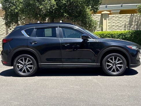 Used 2018 MAZDA CX-5 Touring w/ Preferred Equipment Package AWD/4WD image 3