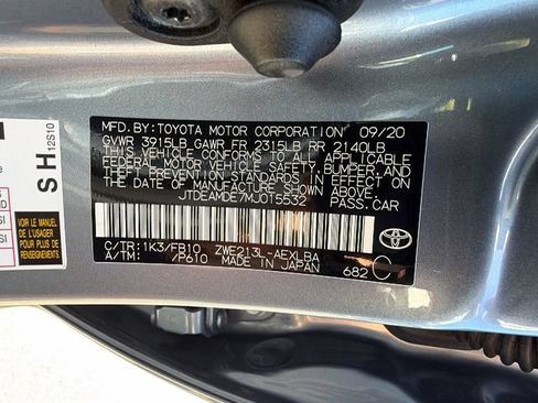 Used 2021 Toyota Corolla LE FWD image 33