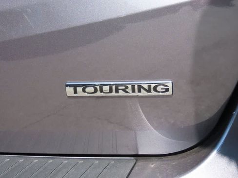 New 2026 Honda Odyssey Touring image 8