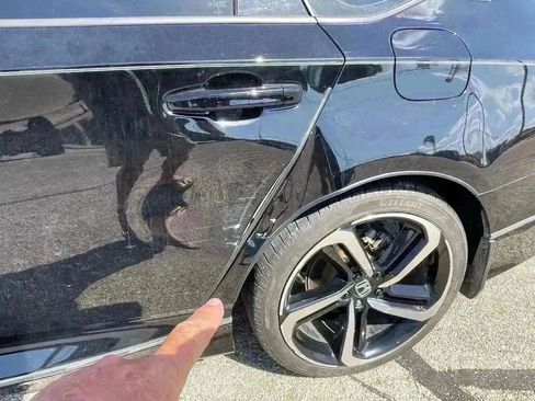 Used 2018 Honda Accord EX-L image 2