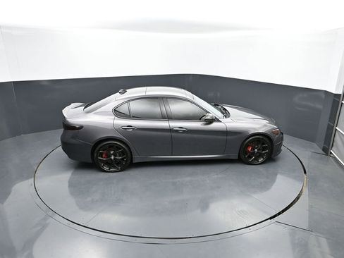 Used 2020 Alfa Romeo Giulia Ti Sport AWD/4WD image 17