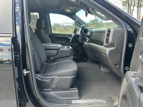 Used 2024 Chevrolet Silverado 1500 LT image 20