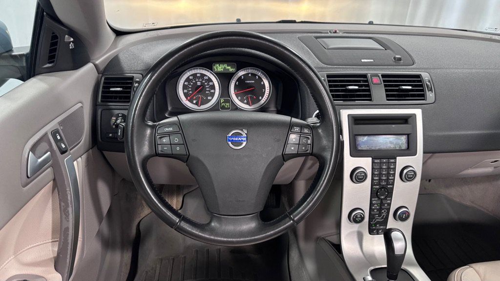 Used 2011 Volvo C70 T5 w/ Multimedia Pkg FWD image 21